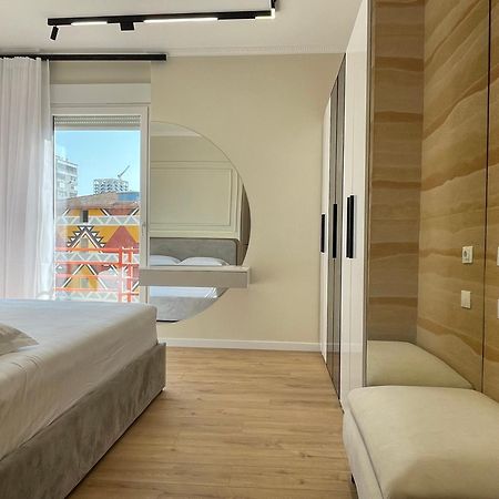 Апартаменты Hideaway In The Heart Of Тирана Экстерьер фото